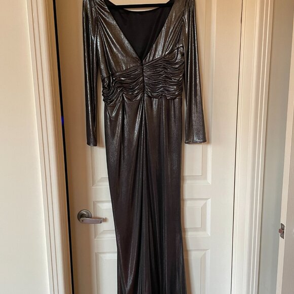 Rene Ruiz Collection Ruched Side Slit Patent Glitter Long-Sleeve Gown - Picture 6 of 9